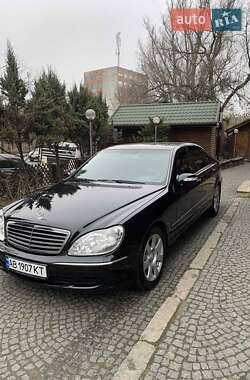 Седан Mercedes-Benz S-Class 2004 в 