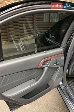 Седан Mercedes-Benz S-Class 2004 в 
