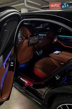 Седан Mercedes-Benz S-Class 2022 в 