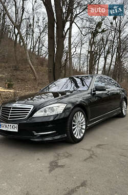 Седан Mercedes-Benz S-Class 2010 в Львові