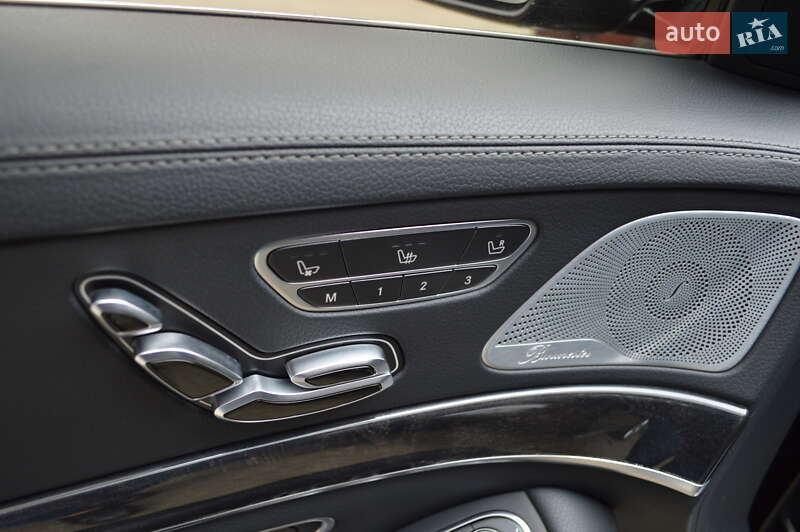 Седан Mercedes-Benz S-Class 2019 в Львові