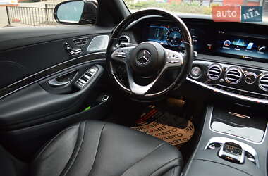 Седан Mercedes-Benz S-Class 2019 в 