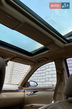 Седан Mercedes-Benz S-Class 2008 в 