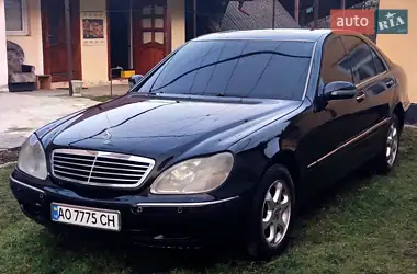Mercedes-Benz S-Class 2000