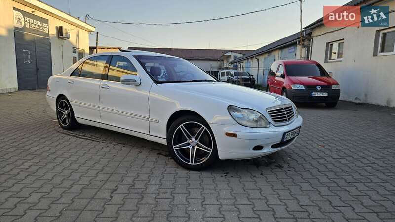 Седан Mercedes-Benz S-Class 2000 в Ужгороді