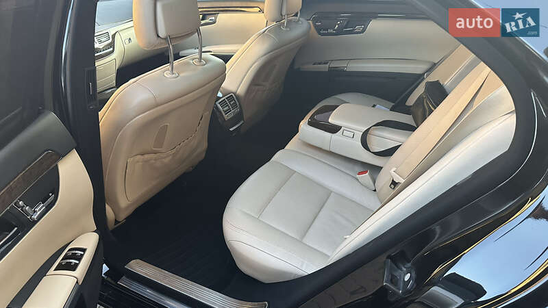 Седан Mercedes-Benz S-Class 2013 в Хмельницком