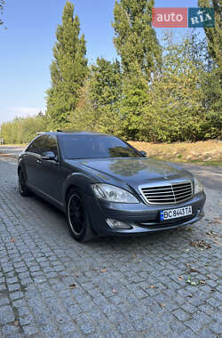 Седан Mercedes-Benz S-Class 2006 в Львові