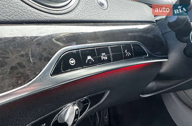 Седан Mercedes-Benz S-Class 2013 в 
