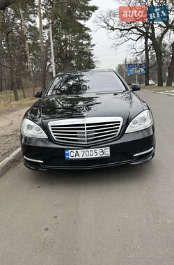 Седан Mercedes-Benz S-Class 2012 в 