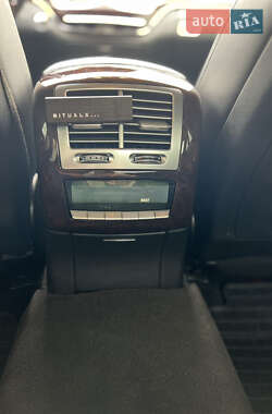 Седан Mercedes-Benz S-Class 2012 в 