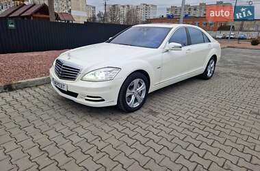 Седан Mercedes-Benz S-Class 2012 в 