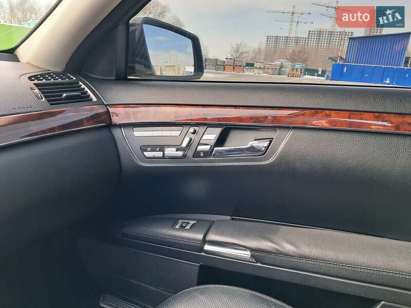 Седан Mercedes-Benz S-Class 2008 в Киеве