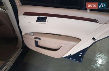 Седан Mercedes-Benz S-Class 2006 в 