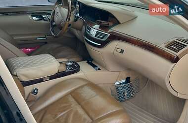 Седан Mercedes-Benz S-Class 2006 в 