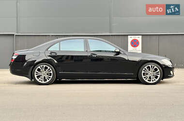 Седан Mercedes-Benz S-Class 2005 в 