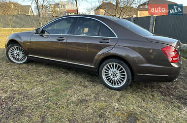 Mercedes-Benz S-Class 2010 Mercedes-Benz S-Class 2010
