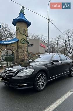 Mercedes-Benz S-Class 2012 Mercedes-Benz S-Class 2012