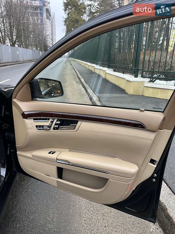 Седан Mercedes-Benz S-Class 2012 в Киеве фото 39 Седан Mercedes-Benz S-Class 2012 в Киеве