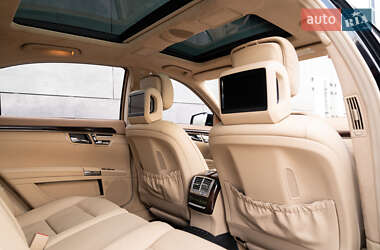 Седан Mercedes-Benz S-Class 2012 в 