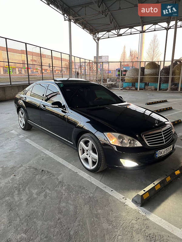 Седан Mercedes-Benz S-Class 2008 в Рівному