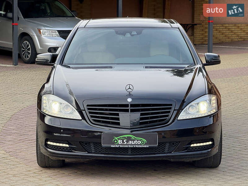 Седан Mercedes-Benz S-Class 2011 в Мукачево