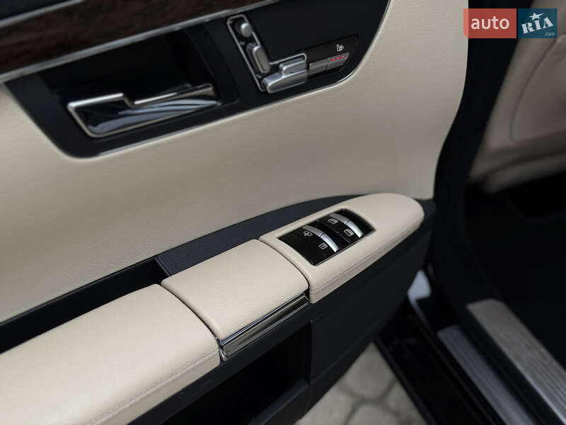 Седан Mercedes-Benz S-Class 2011 в Мукачево