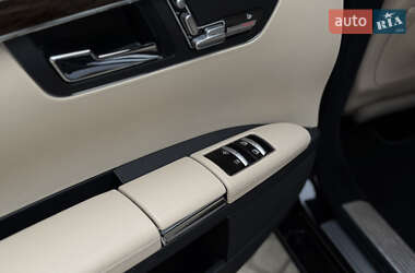 Седан Mercedes-Benz S-Class 2011 в 