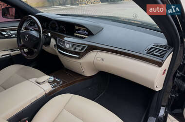 Седан Mercedes-Benz S-Class 2011 в 