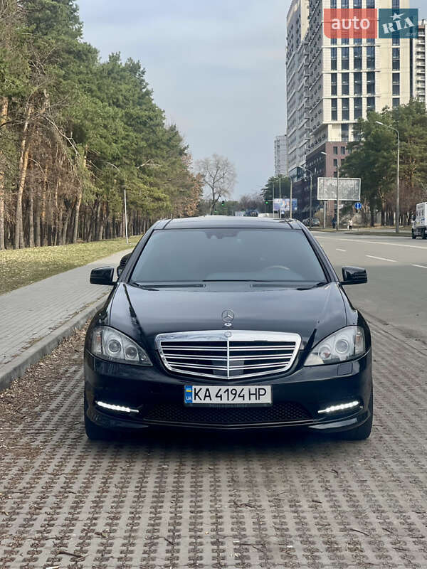 Mercedes-Benz S-Class 2007