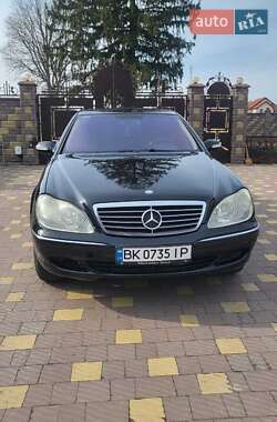 Седан Mercedes-Benz S-Class 2003 в Зарічному