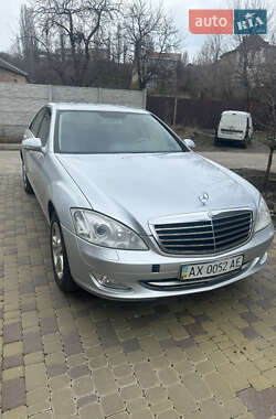 Седан Mercedes-Benz S-Class 2008 в 