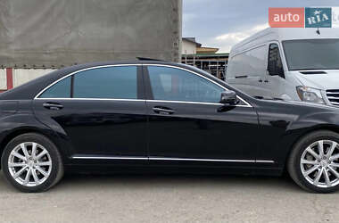 Седан Mercedes-Benz S-Class 2013 в 