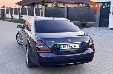 Седан Mercedes-Benz S-Class 2006 в 