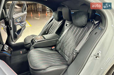 Седан Mercedes-Benz S-Class 2023 в 