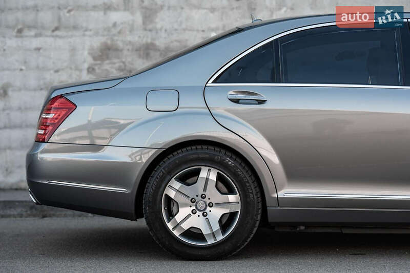 Седан Mercedes-Benz S-Class 2010 в Киеве