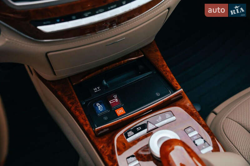 Седан Mercedes-Benz S-Class 2010 в Киеве