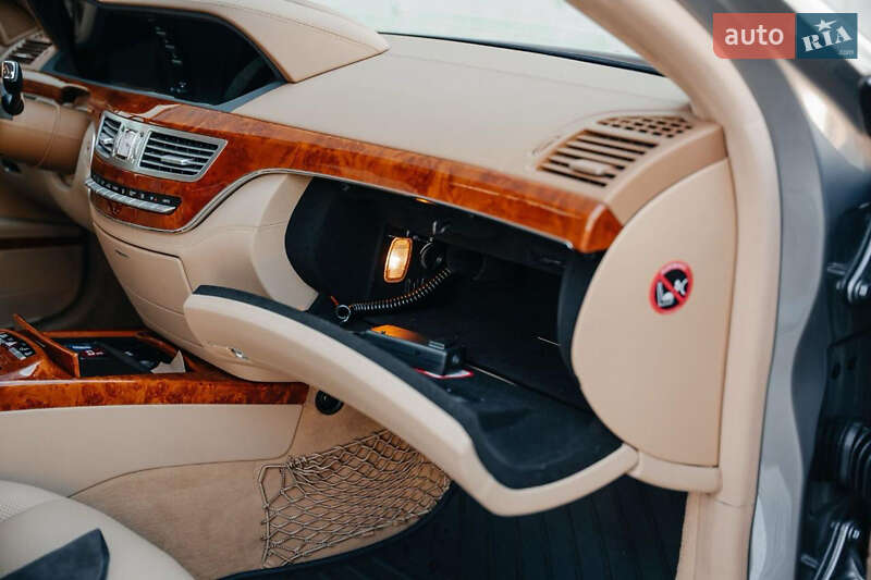 Седан Mercedes-Benz S-Class 2010 в Киеве