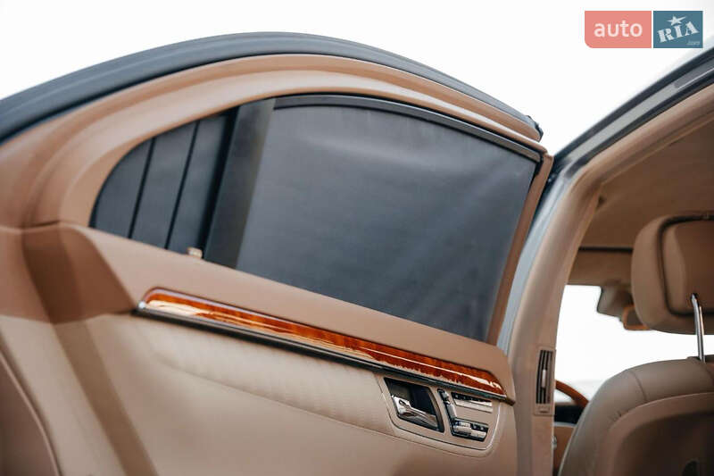 Седан Mercedes-Benz S-Class 2010 в Киеве