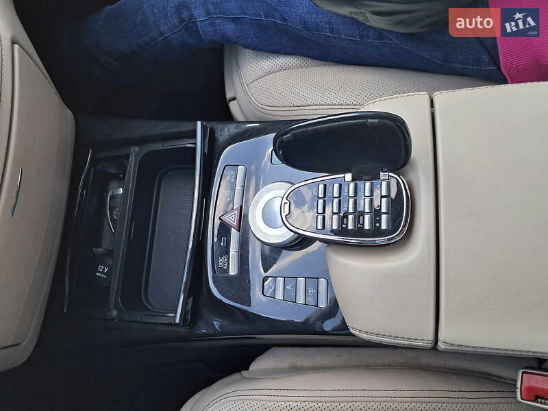 Седан Mercedes-Benz S-Class 2010 в Ивано-Франковске