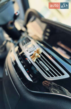 Седан Mercedes-Benz S-Class 2011 в 