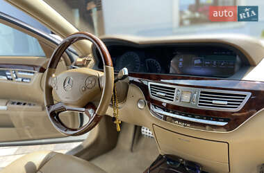 Седан Mercedes-Benz S-Class 2010 в 