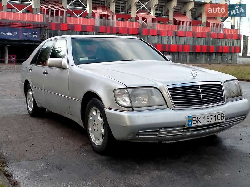 Седан Mercedes-Benz S-Class 1992 в 