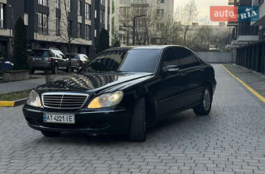 Седан Mercedes-Benz S-Class 2005 в 