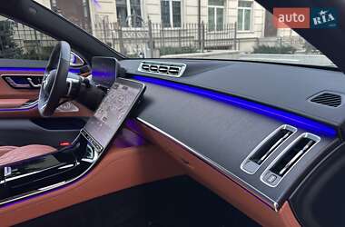 Седан Mercedes-Benz S-Class 2021 в 