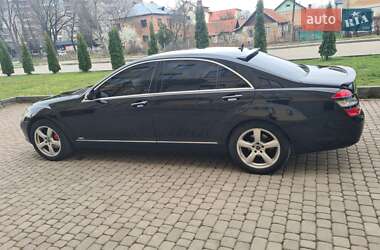 Седан Mercedes-Benz S-Class 2006 в 