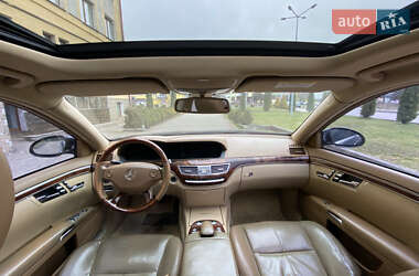 Седан Mercedes-Benz S-Class 2006 в 
