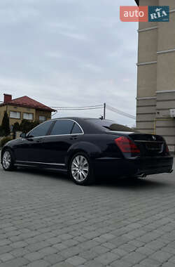 Седан Mercedes-Benz S-Class 2008 в 