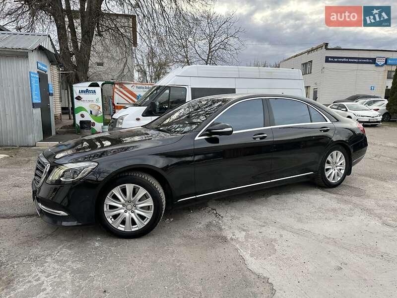 Седан Mercedes-Benz S-Class 2018 в 