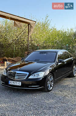 Седан Mercedes-Benz S-Class 2010 в 