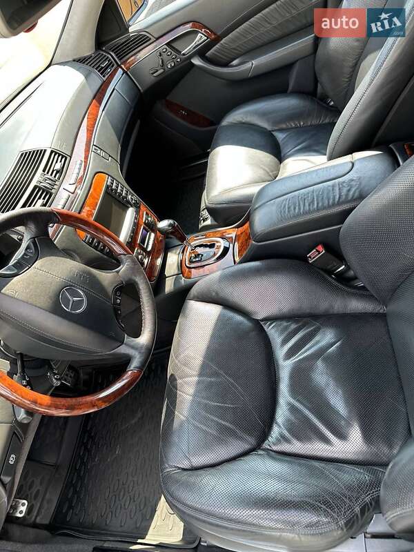 Седан Mercedes-Benz S-Class 2004 в Рени